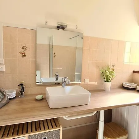 Gite De Charme: Périgord Retreat With Heated Pool & Wi-fi * Parranquet