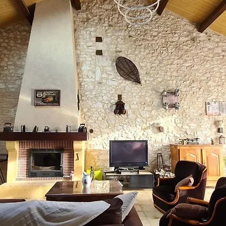 Gite De Charme Piscine Privee Chauffee Climatise Wifi Aux Portes Du Perigord Entre Villereal Et Monpazier Σπίτι διακοπών