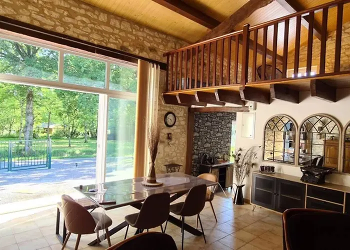 Gite De Charme Piscine Privee Chauffee Climatise Wifi Aux Portes Du Perigord Entre Villereal Et Monpazier Σπίτι διακοπών *