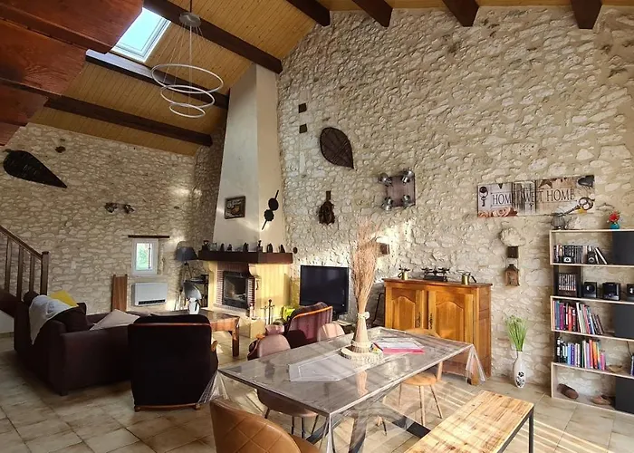 Gite De Charme Piscine Privee Chauffee Climatise Wifi Aux Portes Du Perigord Entre Villereal Et Monpazier Σπίτι διακοπών