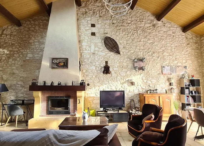 Gite De Charme Piscine Privee Chauffee Climatise Wifi Aux Portes Du Perigord Entre Villereal Et Monpazier Σπίτι διακοπών